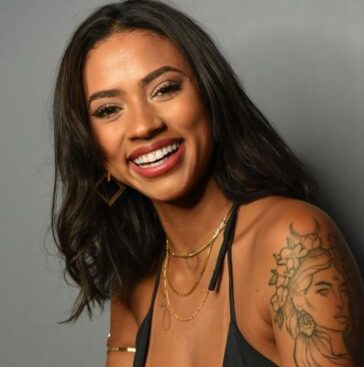 Mary Veena | Terapeutas