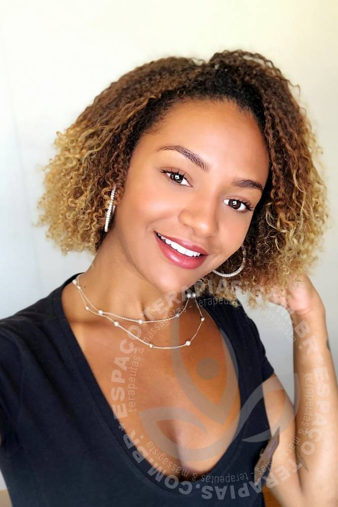 Letícia Life | Terapeutas Letícia Life | Terapeutas